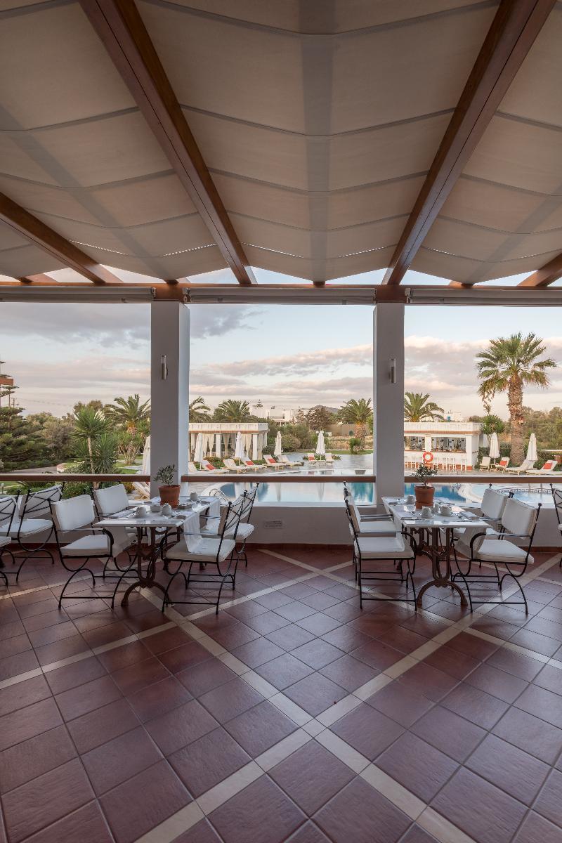 Porto Naxos Hotel