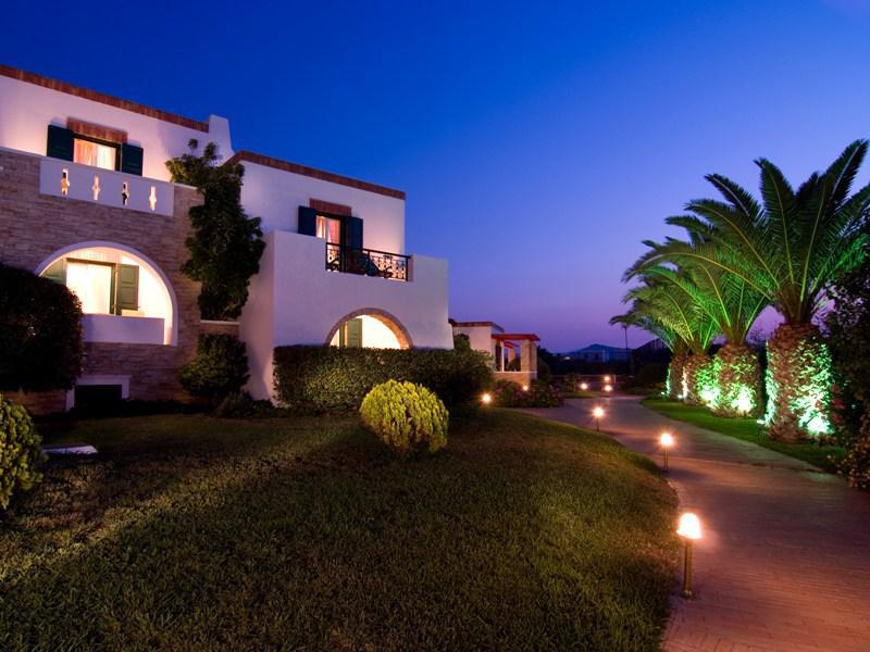 Porto Naxos 4*